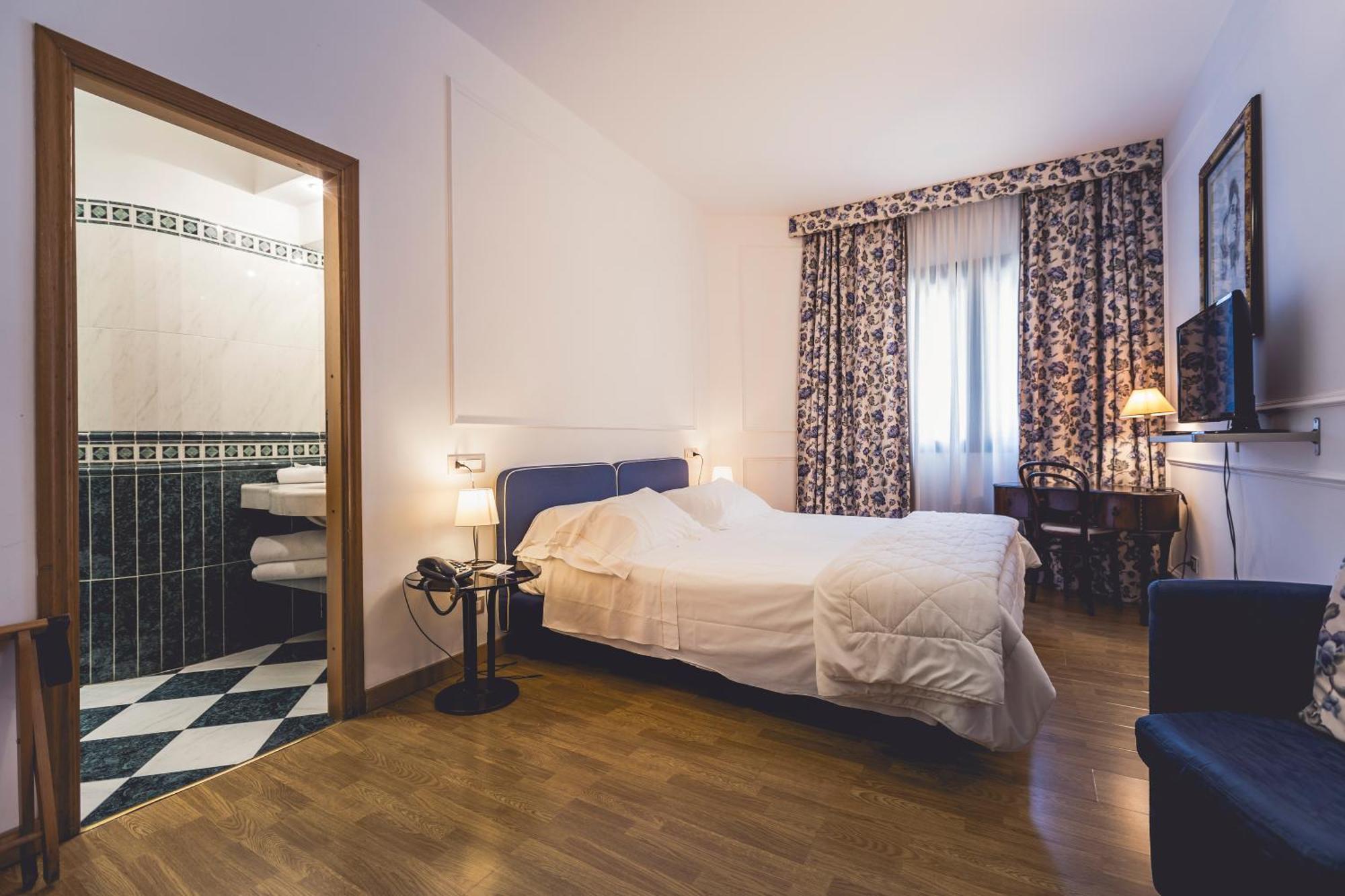 Hotel Tosco Romagnolo バーニョ・ディ・ロマーニャ エクステリア 写真